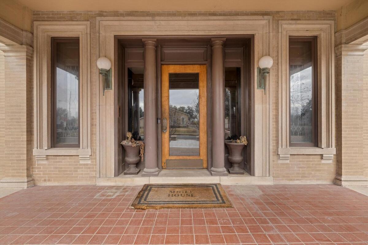 Historic Migel House In Downtown Waco Villa Exterior photo